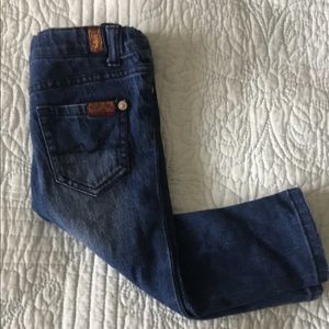 Skinny jeans